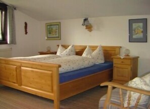 2 bedrooms, Internet, bed sheets