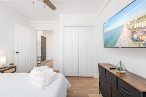 2 chambres, fer et planche à repasser, Wi-Fi gratuit, draps fournis