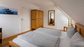 3 Schlafzimmer, Reisekinderbett, WLAN