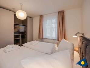 1 bedroom, WiFi, bed sheets