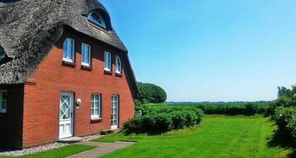 House by the sea - AK 33f