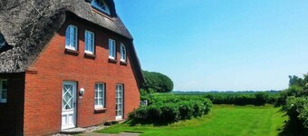 House by the sea - AK 33f