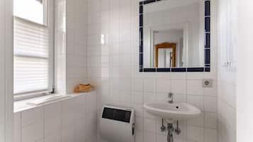 Shower, toilet paper