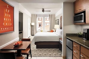 2 bedrooms, iron/ironing board, WiFi, bed sheets - Marriott Summit Watch - Ski-In & Ski-Out - Family Friendly - Sleeps 8 (Park City)