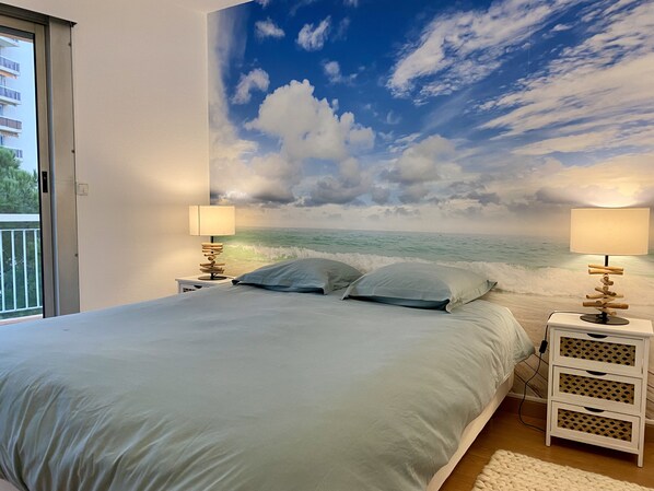 2 bedrooms, iron/ironing board, travel cot, free WiFi