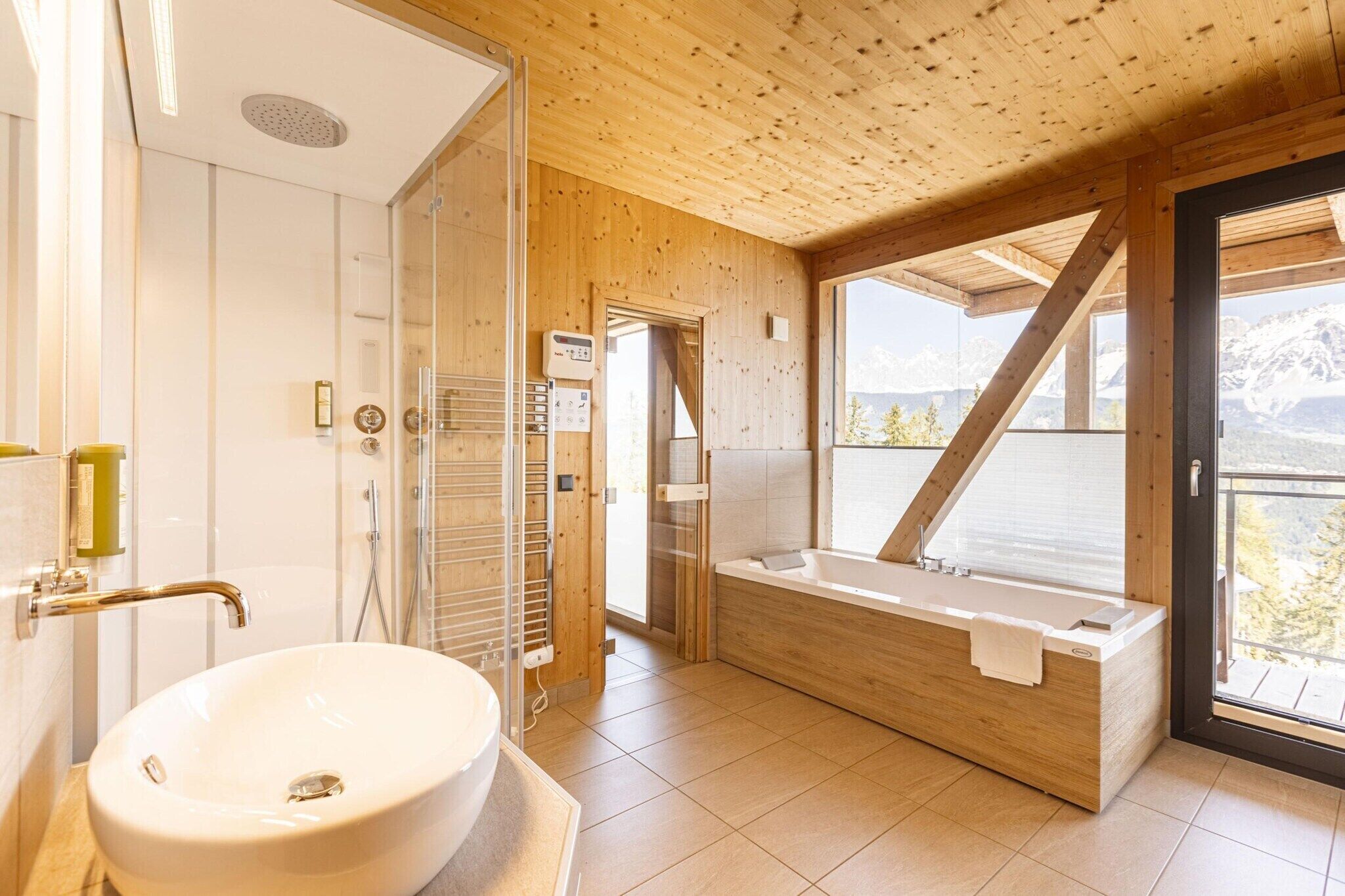 Shower, jetted tub, hair dryer