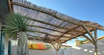 House 55m2 air-conditioned 5pers 25m from the sea fenced parking 2 cars