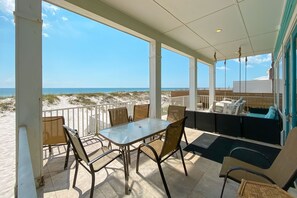 Outdoor dining - BEACHFRONT, PRIVATE HOUSE, PRIVATE BEACH ACCESS! (Gulf Shores)