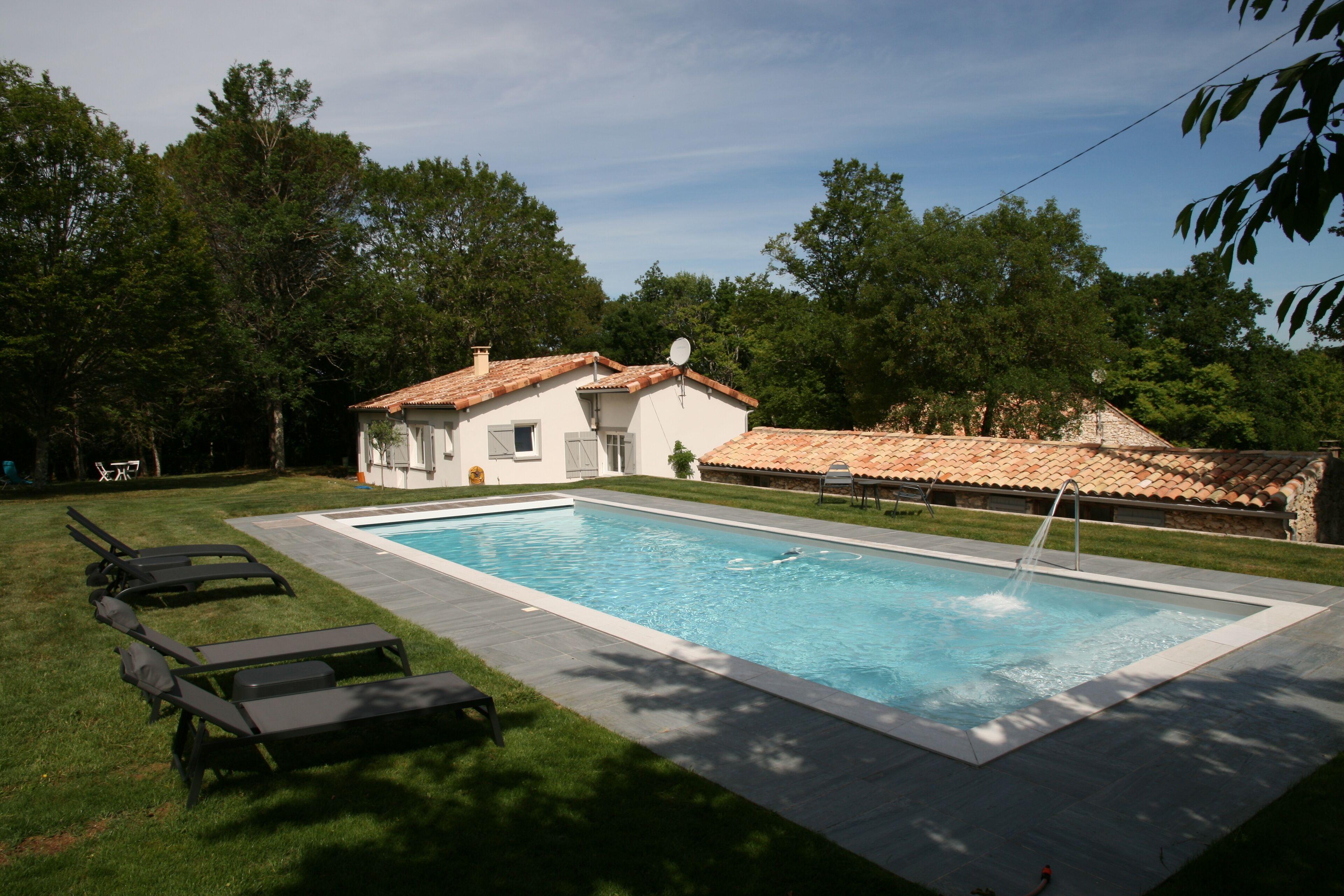 Piscine extérieure, piscine chauffée