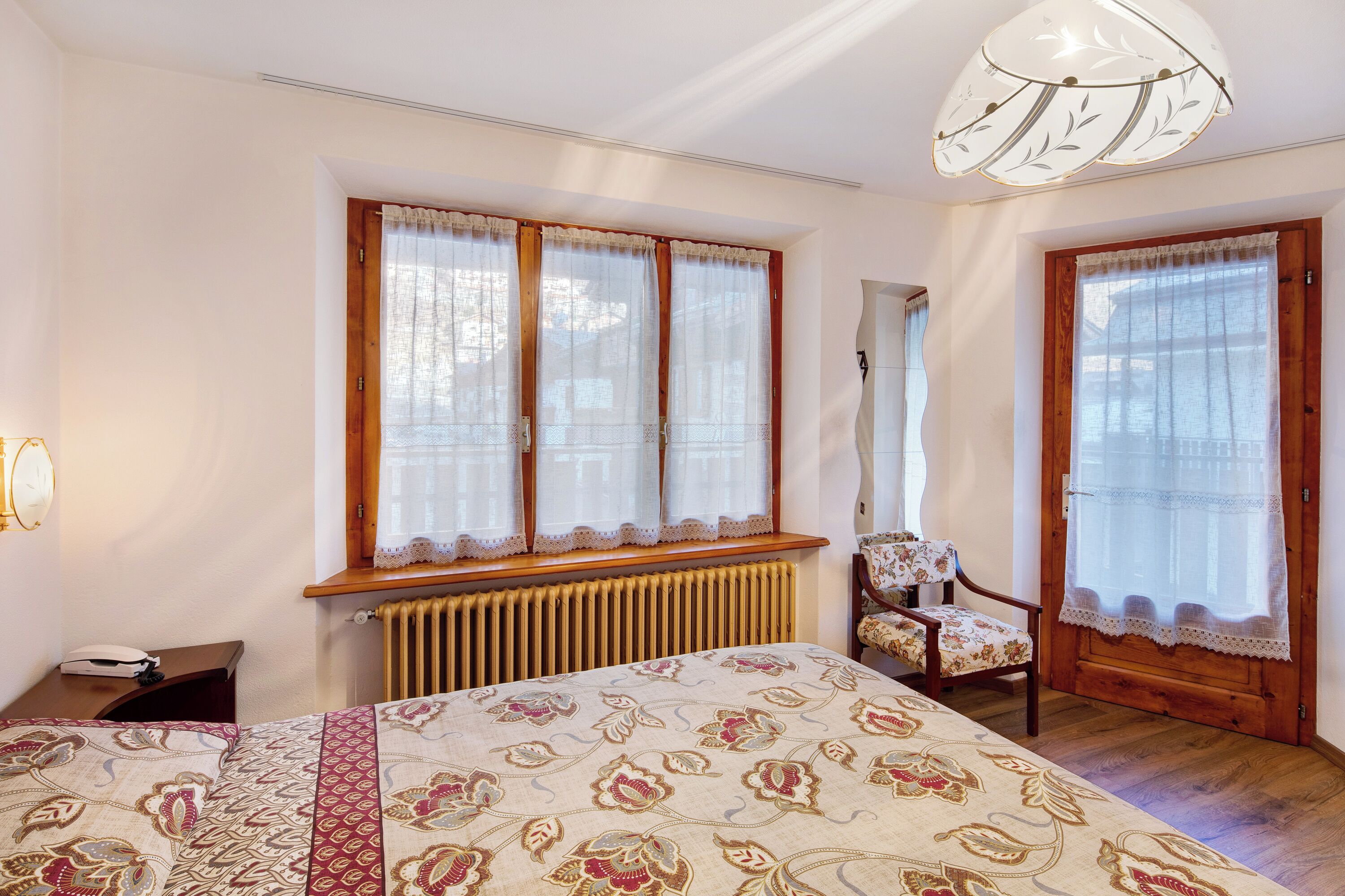 3 chambres, Wi-Fi gratuit, draps fournis