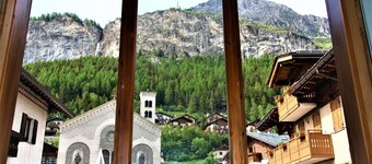 Appartamento 'A Due Passi Valdidentro' vicino agli impianti di risalita con vista montagne e Wi-Fi