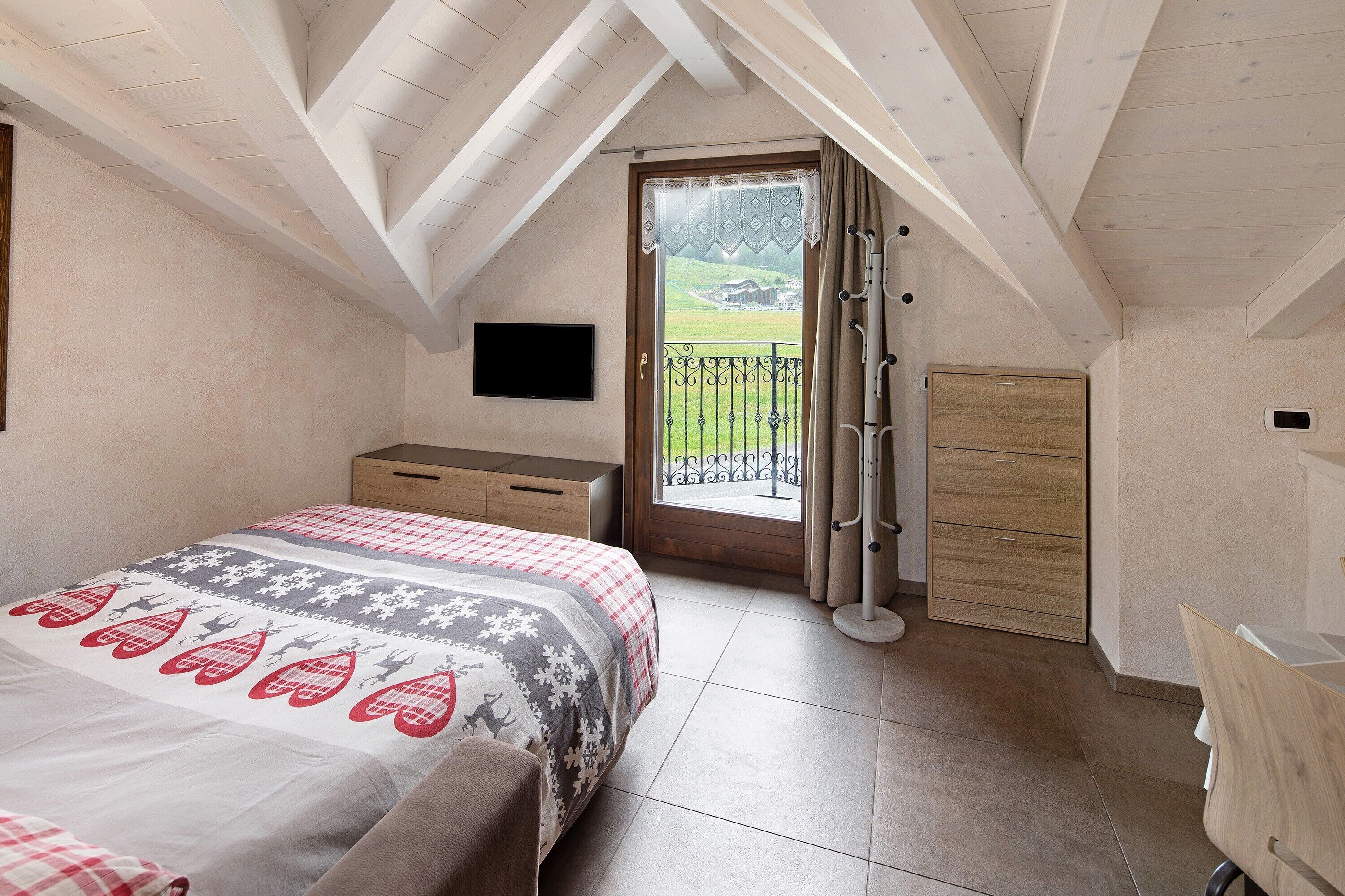 2 bedrooms, free WiFi, bed sheets