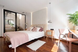 1 bedroom, free WiFi, bed sheets