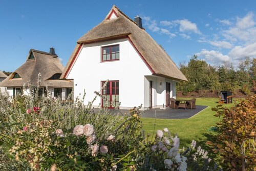 Haus Rose, Luxus Ferienhaus in Fuhlendorf für 4 Pers. mit Sauna und Strandkorb