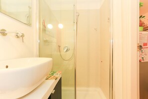 Deluxe-Apartment | Badezimmer
