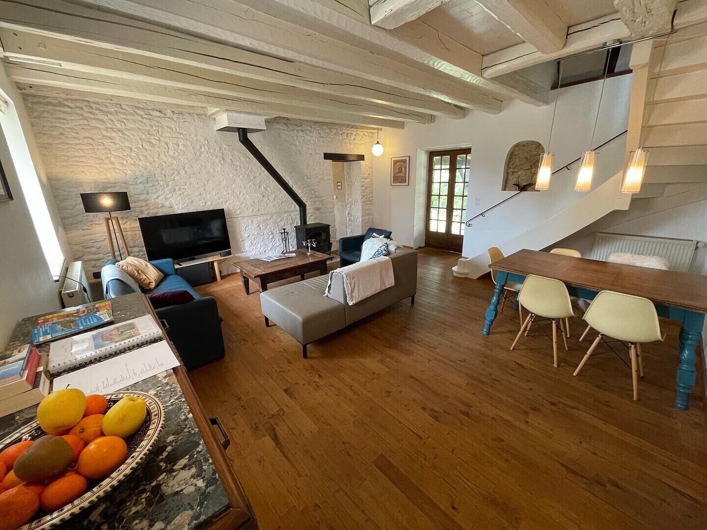 TV connectée, cheminée