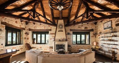 StoneMill Villa, Sumptuous Escape