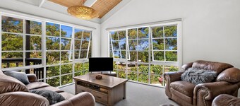 Erskine Beach House - room for all the family
