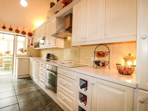 Cottage | Interior