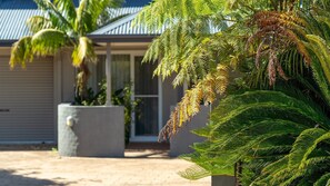 Exterior detail - Lucy's at the Bay -  pet friendly retreat (Callala Bay)