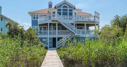 Kings Landing 4 Bedroom home at Pirate's Cove