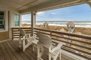 Property grounds - Ocean Pearl 8 Bedroom Oceanfront Home at Whalebone Beaches (Nags Head)