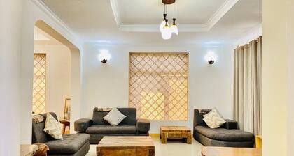 La Vida Loca' Rustic 4 bedroom villa