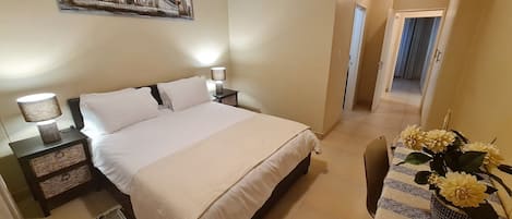 2 chambres, fer et planche Ă repasser, Wi-Fi, literie fournie