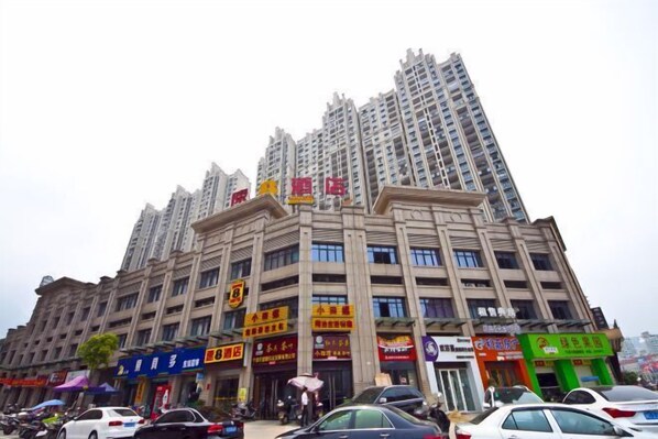 Exterior - Super 8 (Ningde Wanda Plaza) (Ningde)