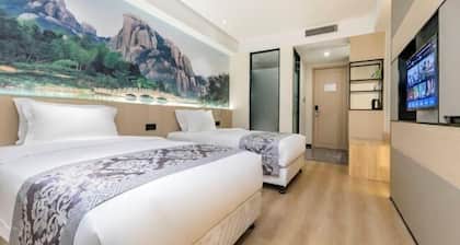 Super 8 (Ningde Wanda Plaza)