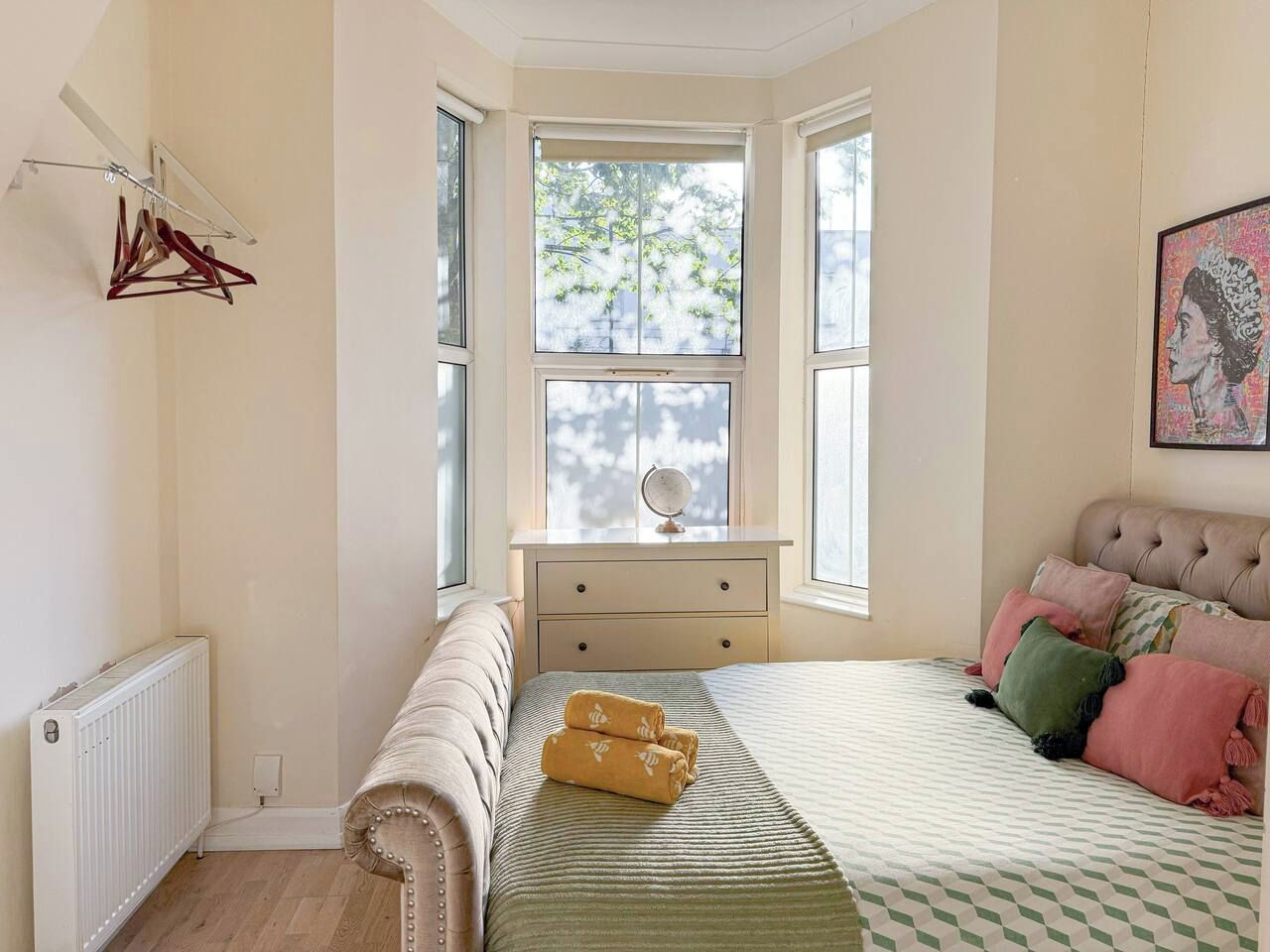 1 bedroom, desk, iron/ironing board, WiFi (free)