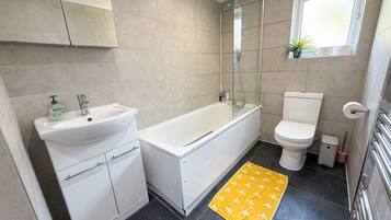 Eco-friendly toiletries, towels