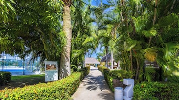 Sân quần vợt