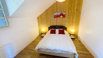 3 chambres, lit parapluie