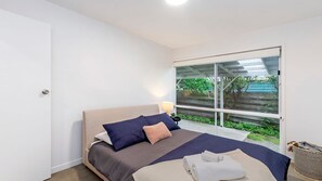4 habitaciones, tabla de planchar con plancha y wifi gratis 