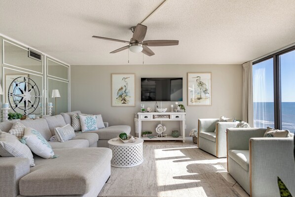 TV, DVD player, stereo - Edgewater 2 Br Deluxe Gulf Front, Tower 2. Sleeps 10! (Panama City Beach)