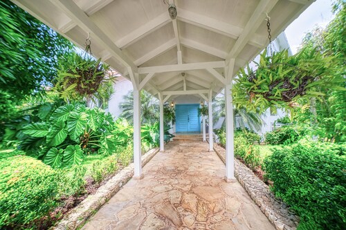 Private Two-Storey Villa with Pool