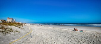 Ground Floor Duplex 3 Bedrooms Across from Beach