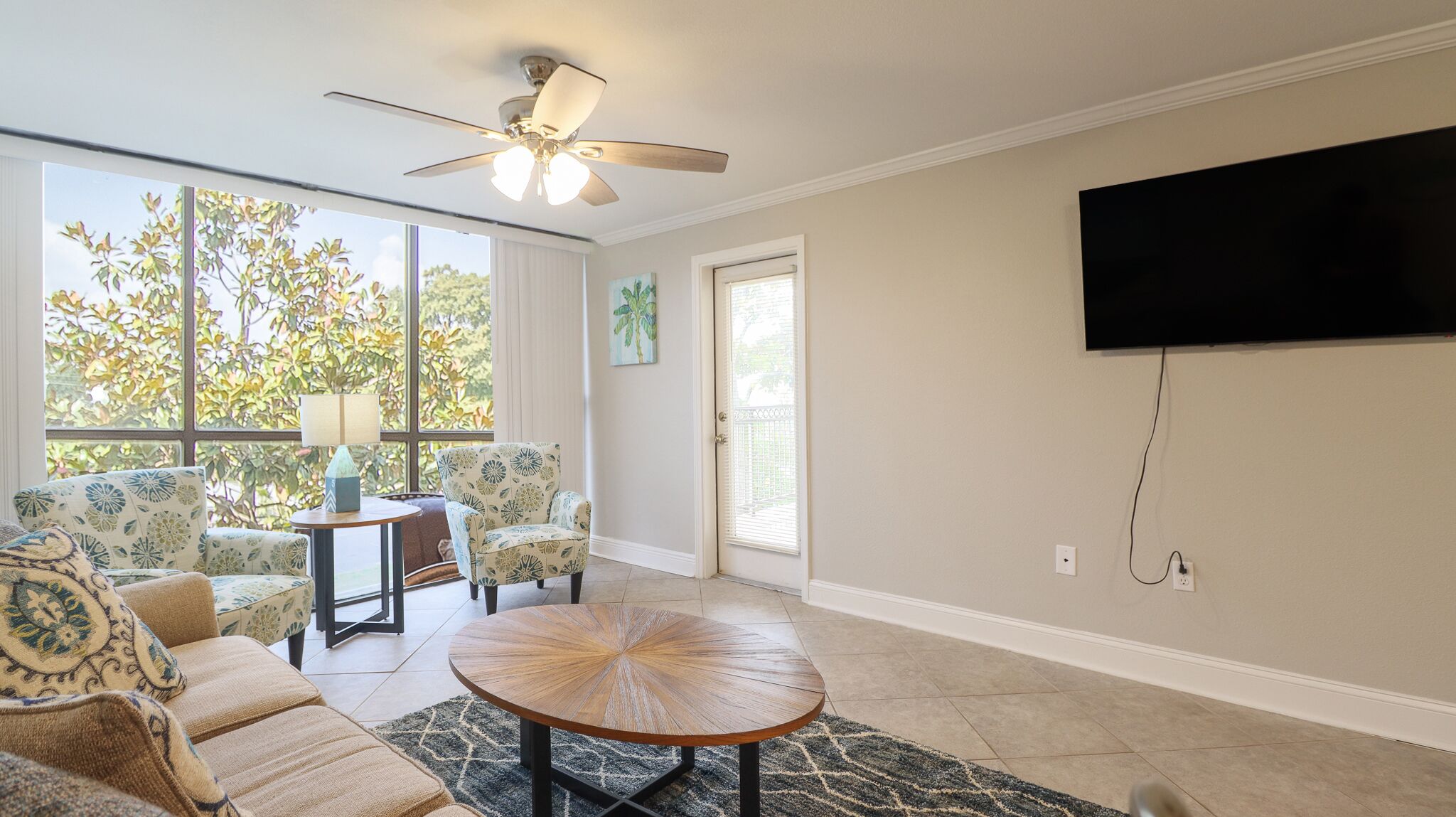 Newly Available and Newly Decorated! Sleeps 6 in beds