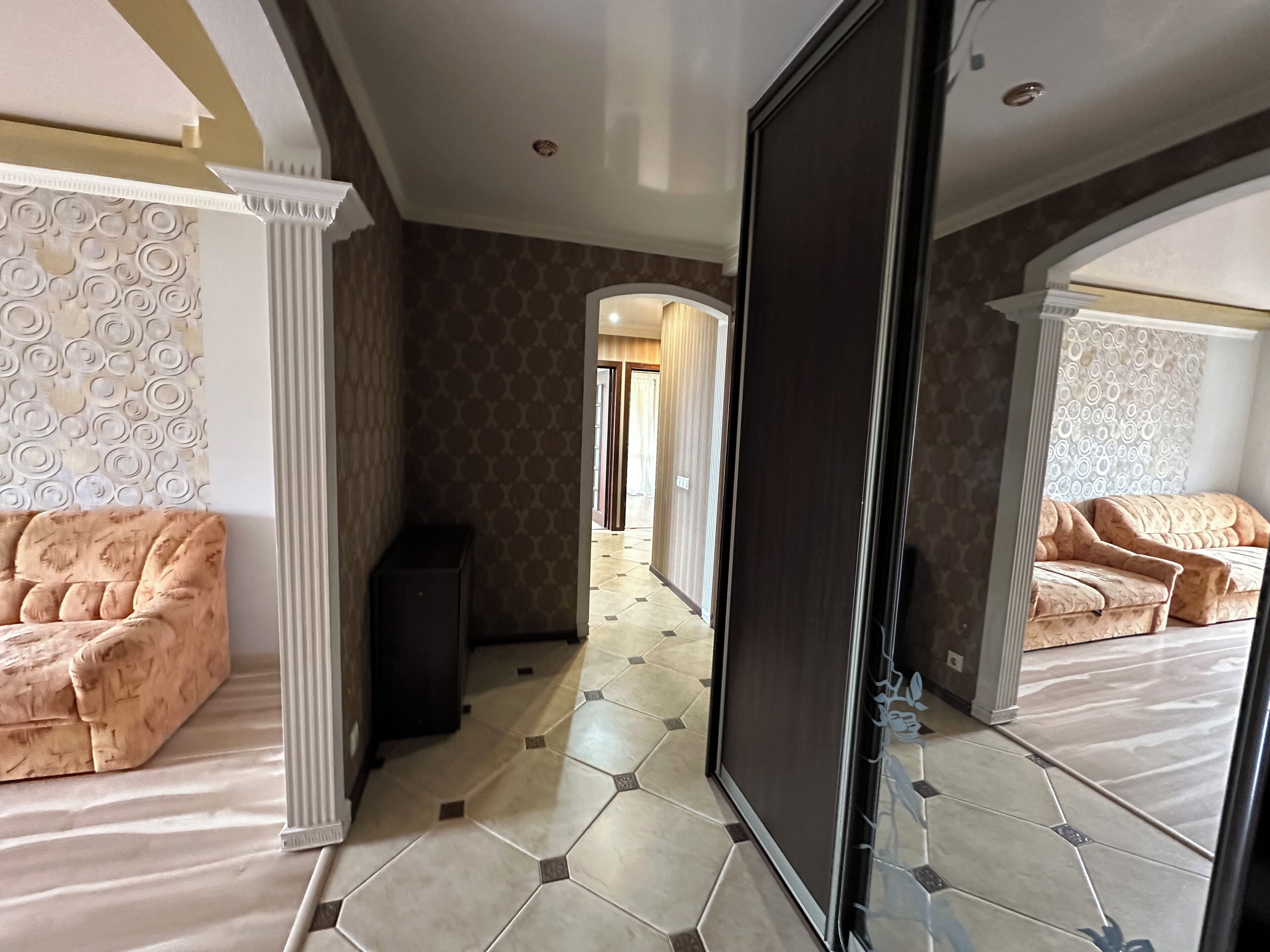 Classic Apartment | Wardrobe