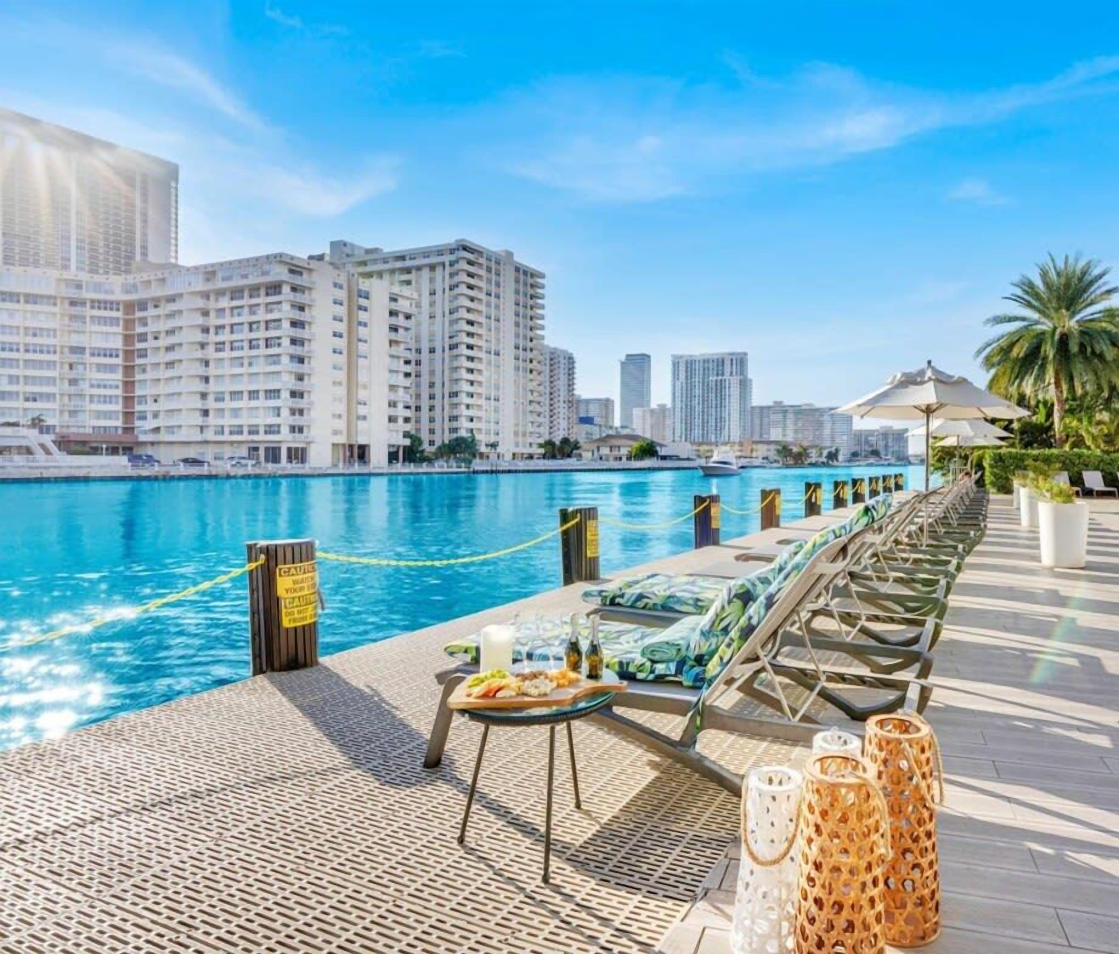 المنطقة المحيطة بالمنشأة