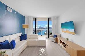 TV, offices, printers - Infinite View| Balcony | Pool + Gym + Near Beach (Hallandale Beach)