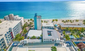 Exterior - Rooftop Pool +Balcony| Costa Hollywood (Hollywood)