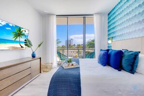 2 chambres, bureau, fer et planche à repasser, lit de bébé portatif