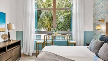 Desk, iron/ironing board, WiFi, bed sheets