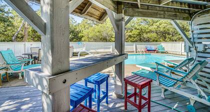 OCEANSIDE: Private Pool, beautiful home on full acre lot!