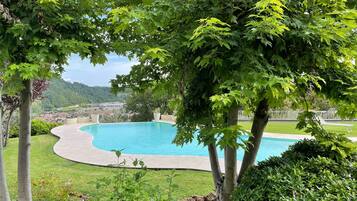 Piscina all'aperto