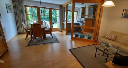 Die schön ausgestattete FeWo liegt im sonnigen Ortsrandbereich von Sonthofen.