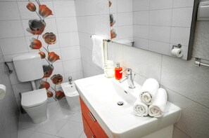 Apartment | Bathroom - Villa Solo, Luxury Family app in Nature Park (Ploce)