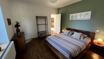 5 Schlafzimmer, Bügeleisen/Bügelbrett, Reisekinderbett, kostenloses WLAN